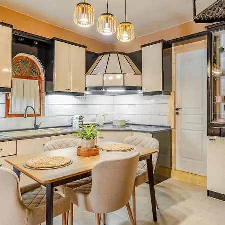 Apartmán Cozy 1894 Old Heritage Maisonette - 100m2 - Jk 7towers Soluň