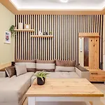 Cozy 1894 Heritage Maisonette - 1gbps - Jk 7towers Апартаменты Салоники